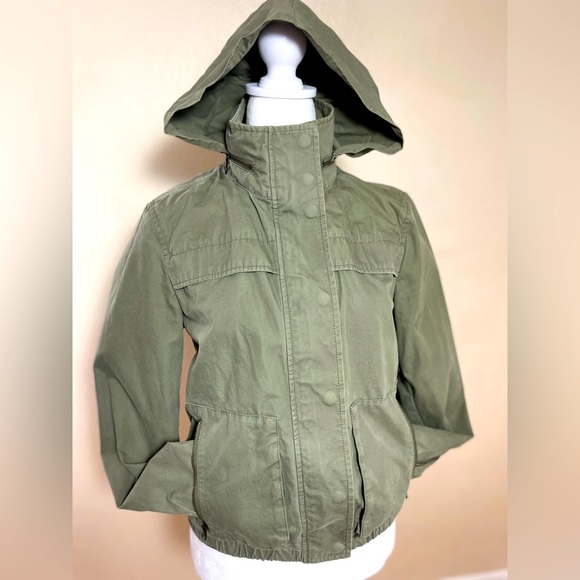 Banana Republic Jackets & Blazers - Banana Republic Bomber Jacket Womens sz S Olive Green Packable Hoodie Hipster